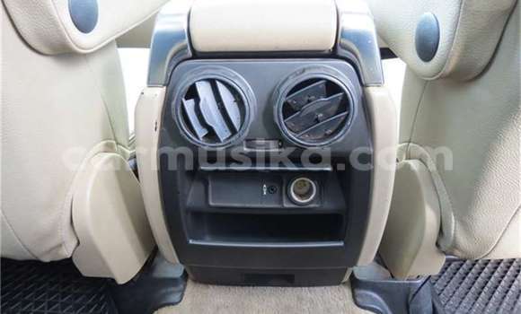 Acheter Occasion Voiture Land Rover Discovery Gris à Beitbridge, Matabeleland South Acheter Occasion Voiture Land Rover Discovery Gris à Beitbridge, Matabeleland South