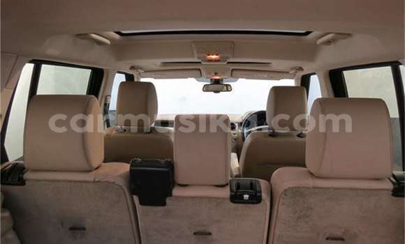 Acheter Occasion Voiture Land Rover Discovery Gris à Beitbridge, Matabeleland South Acheter Occasion Voiture Land Rover Discovery Gris à Beitbridge, Matabeleland South