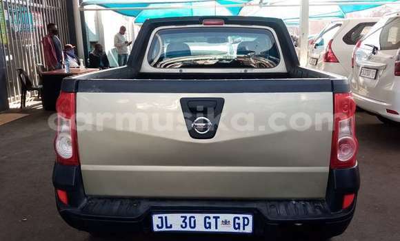 Buy Used Nissan NV200 Silver Car in Beitbridge in Matabeleland South Buy Used Nissan NV200 Silver Car in Beitbridge in Matabeleland South