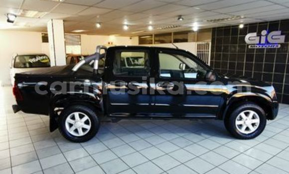 Acheter Occasion Voiture Isuzu KB Noir à Beitbridge, Matabeleland South Acheter Occasion Voiture Isuzu KB Noir à Beitbridge, Matabeleland South