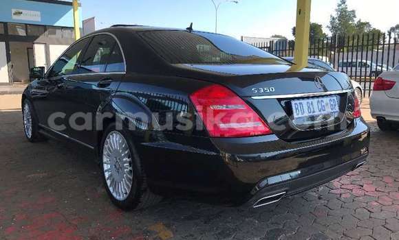 Acheter Occasion Voiture Mercedes‒Benz 250 Noir à Beitbridge, Matabeleland South Acheter Occasion Voiture Mercedes‒Benz 250 Noir à Beitbridge, Matabeleland South