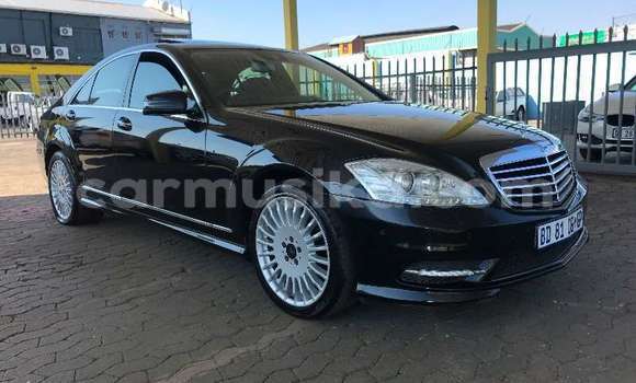 Acheter Occasion Voiture Mercedes‒Benz 250 Noir à Beitbridge, Matabeleland South Acheter Occasion Voiture Mercedes‒Benz 250 Noir à Beitbridge, Matabeleland South