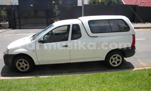 Buy Used Nissan NV200 White Car in Beitbridge in Matabeleland South Buy Used Nissan NV200 White Car in Beitbridge in Matabeleland South