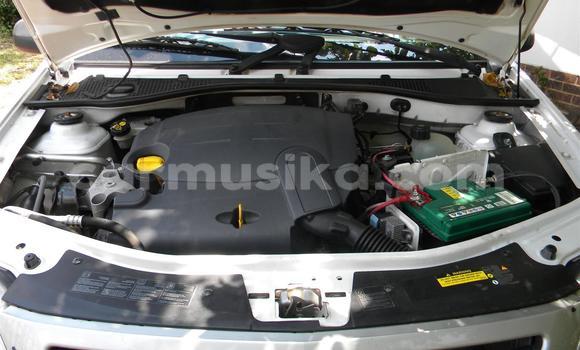 Buy Used Nissan NV200 White Car in Beitbridge in Matabeleland South Buy Used Nissan NV200 White Car in Beitbridge in Matabeleland South