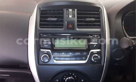 Nunua Ilio tumika Nissan Almera Fedha Gari ndani ya Beitbridge nchini Matabeleland Kusini Nunua Ilio tumika Nissan Almera Fedha Gari ndani ya Beitbridge nchini Matabeleland Kusini