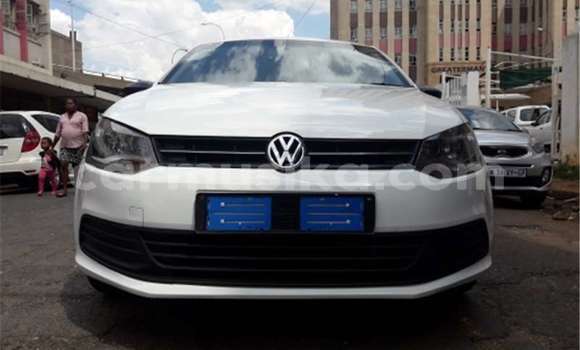 Acheter Occasion Voiture Volkswagen Polo GTI Blanc à Beitbridge, Matabeleland South Acheter Occasion Voiture Volkswagen Polo GTI Blanc à Beitbridge, Matabeleland South