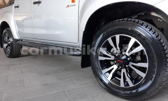 Acheter Occasion Voiture Isuzu KB Gris à Beitbridge, Matabeleland South Acheter Occasion Voiture Isuzu KB Gris à Beitbridge, Matabeleland South