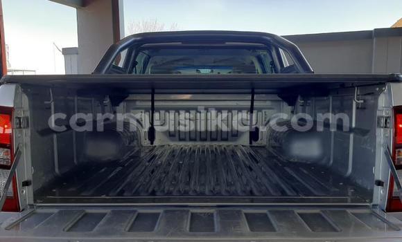 Acheter Occasion Voiture Isuzu KB Gris à Beitbridge, Matabeleland South Acheter Occasion Voiture Isuzu KB Gris à Beitbridge, Matabeleland South