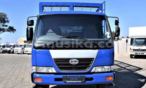 Buy Used Nissan UD Blue Truck in Beitbridge in Matabeleland South Buy Used Nissan UD Blue Truck in Beitbridge in Matabeleland South