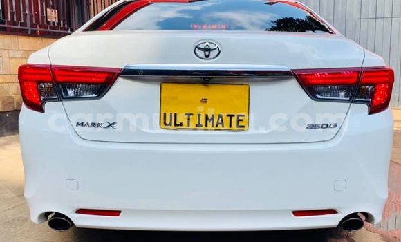 Acheter Occasion Voiture Toyota Mark X Blanc à Beitbridge, Matabeleland South Acheter Occasion Voiture Toyota Mark X Blanc à Beitbridge, Matabeleland South