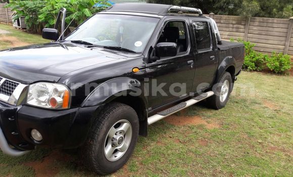 Acheter Occasion Voiture Nissan Hardbody Noir à Beitbridge, Matabeleland South Acheter Occasion Voiture Nissan Hardbody Noir à Beitbridge, Matabeleland South