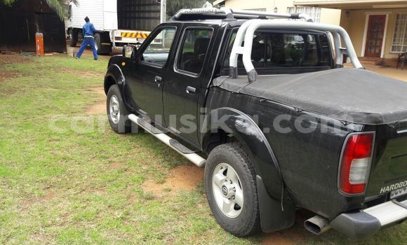 Acheter Occasion Voiture Nissan Hardbody Noir à Beitbridge, Matabeleland South Acheter Occasion Voiture Nissan Hardbody Noir à Beitbridge, Matabeleland South
