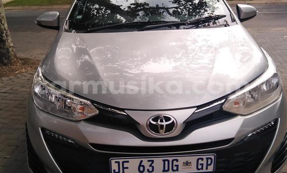 Buy Used Toyota Yaris Silver Car in Beitbridge in Matabeleland South Buy Used Toyota Yaris Silver Car in Beitbridge in Matabeleland South