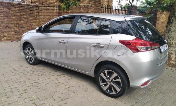 Buy Used Toyota Yaris Silver Car in Beitbridge in Matabeleland South Buy Used Toyota Yaris Silver Car in Beitbridge in Matabeleland South