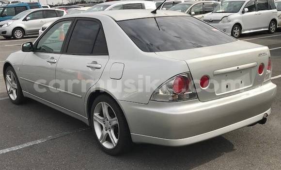 Buy Import Toyota Altezza White Car in Beitbridge in Matabeleland South Buy Import Toyota Altezza White Car in Beitbridge in Matabeleland South