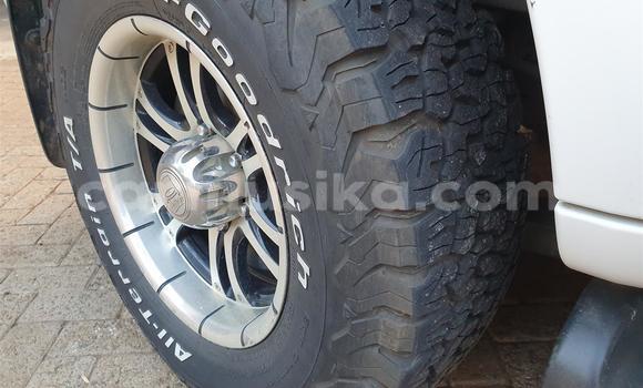 Acheter Occasion Voiture Toyota Fortuner Blanc à Beitbridge, Matabeleland South Acheter Occasion Voiture Toyota Fortuner Blanc à Beitbridge, Matabeleland South