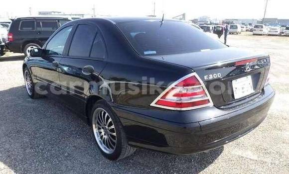 Tenga Tsaru Mercedes‒Benz E–Class Nhema Mota in Beitbridge in Matabeleland South Tenga Tsaru Mercedes‒Benz E–Class Nhema Mota in Beitbridge in Matabeleland South