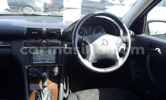 Tenga Tsaru Mercedes‒Benz E–Class Nhema Mota in Beitbridge in Matabeleland South Tenga Tsaru Mercedes‒Benz E–Class Nhema Mota in Beitbridge in Matabeleland South