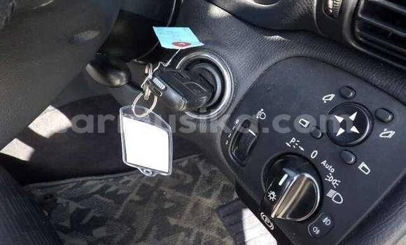 Tenga Tsaru Mercedes‒Benz E–Class Nhema Mota in Beitbridge in Matabeleland South Tenga Tsaru Mercedes‒Benz E–Class Nhema Mota in Beitbridge in Matabeleland South