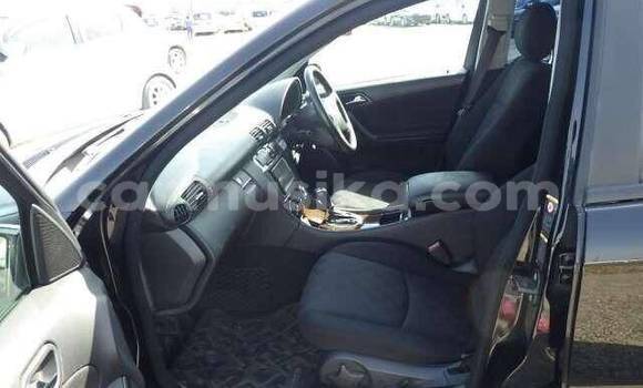 Tenga Tsaru Mercedes‒Benz E–Class Nhema Mota in Beitbridge in Matabeleland South Tenga Tsaru Mercedes‒Benz E–Class Nhema Mota in Beitbridge in Matabeleland South