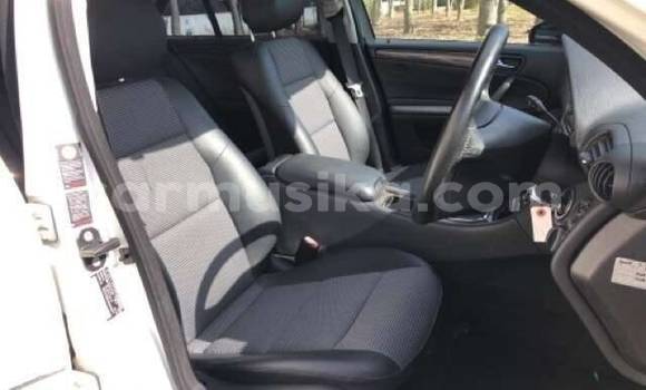 Buy Used Mercedes‒Benz E–Class White Car in Beitbridge in Matabeleland South Buy Used Mercedes‒Benz E–Class White Car in Beitbridge in Matabeleland South