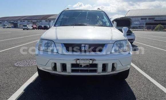 Buy Used Honda CR–V White Car in Beitbridge in Matabeleland South Buy Used Honda CR–V White Car in Beitbridge in Matabeleland South