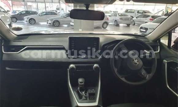 Buy Used Toyota RAV4 Silver Car in Beitbridge in Matabeleland South Buy Used Toyota RAV4 Silver Car in Beitbridge in Matabeleland South