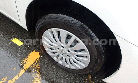 Tenga Tsaru Toyota Allion Chena Mota in Beitbridge in Matabeleland South Tenga Tsaru Toyota Allion Chena Mota in Beitbridge in Matabeleland South