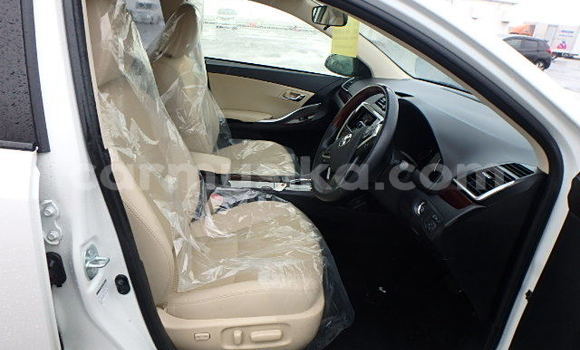 Tenga Tsaru Toyota Allion Chena Mota in Beitbridge in Matabeleland South Tenga Tsaru Toyota Allion Chena Mota in Beitbridge in Matabeleland South