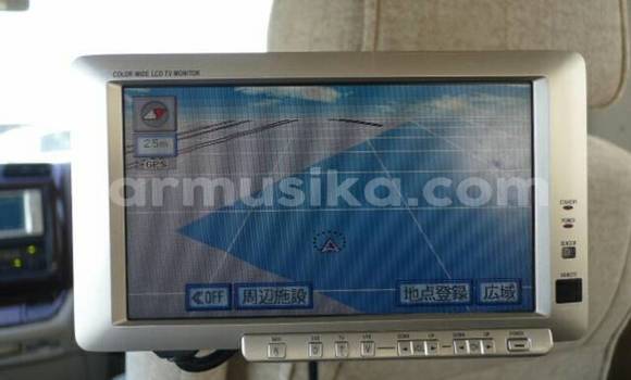 Nunua Ilio tumika Toyota Granvia Nyeupe Gari ndani ya Beitbridge nchini Matabeleland Kusini Nunua Ilio tumika Toyota Granvia Nyeupe Gari ndani ya Beitbridge nchini Matabeleland Kusini