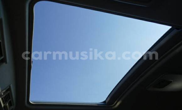 Nunua Ilio tumika Toyota Granvia Nyeupe Gari ndani ya Beitbridge nchini Matabeleland Kusini Nunua Ilio tumika Toyota Granvia Nyeupe Gari ndani ya Beitbridge nchini Matabeleland Kusini