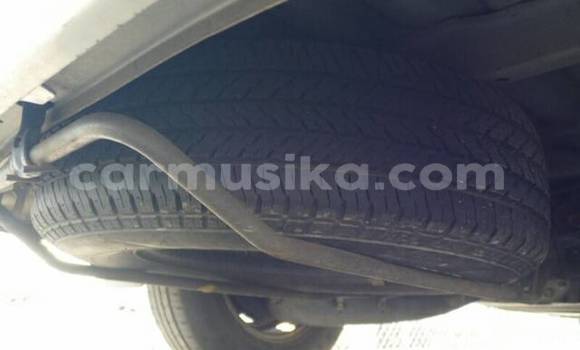 Nunua Ilio tumika Toyota Granvia Nyeupe Gari ndani ya Beitbridge nchini Matabeleland Kusini Nunua Ilio tumika Toyota Granvia Nyeupe Gari ndani ya Beitbridge nchini Matabeleland Kusini