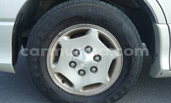 Nunua Ilio tumika Toyota Granvia Nyeupe Gari ndani ya Beitbridge nchini Matabeleland Kusini Nunua Ilio tumika Toyota Granvia Nyeupe Gari ndani ya Beitbridge nchini Matabeleland Kusini