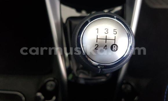 Acheter Occasion Voiture Toyota Yaris Blanc à Beitbridge, Matabeleland South Acheter Occasion Voiture Toyota Yaris Blanc à Beitbridge, Matabeleland South