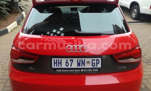 Acheter Occasion Voiture Audi A1 Rouge à Beitbridge, Matabeleland South Acheter Occasion Voiture Audi A1 Rouge à Beitbridge, Matabeleland South
