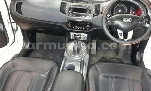 Acheter Occasion Voiture Kia Sportage Blanc à Beitbridge, Matabeleland South Acheter Occasion Voiture Kia Sportage Blanc à Beitbridge, Matabeleland South