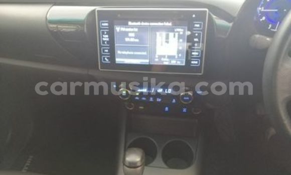 Tenga Tsaru Toyota Hilux Chena Mota in Beitbridge in Matabeleland South Tenga Tsaru Toyota Hilux Chena Mota in Beitbridge in Matabeleland South