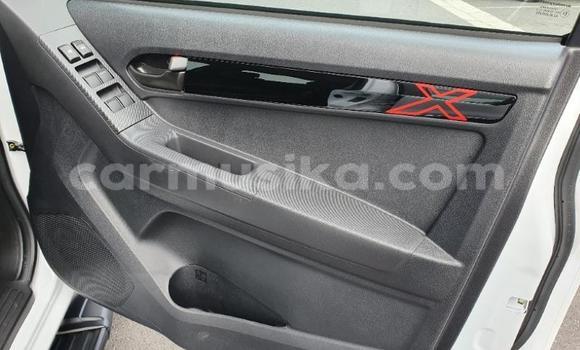 Acheter Occasion Voiture Isuzu KB Blanc à Beitbridge, Matabeleland South Acheter Occasion Voiture Isuzu KB Blanc à Beitbridge, Matabeleland South