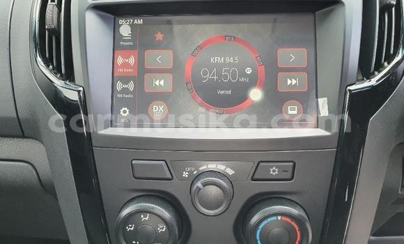 Acheter Occasion Voiture Isuzu KB Blanc à Beitbridge, Matabeleland South Acheter Occasion Voiture Isuzu KB Blanc à Beitbridge, Matabeleland South