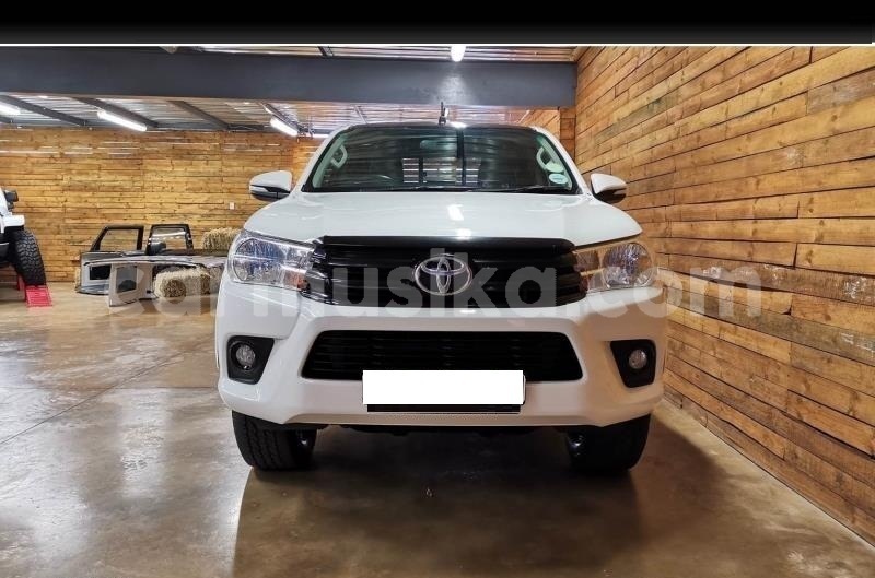 Big with watermark toyota hilux matabeleland south beitbridge 15702