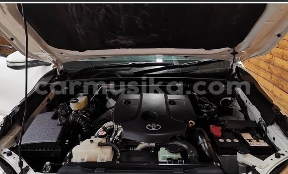 Acheter Occasion Voiture Toyota Hilux Blanc à Beitbridge, Matabeleland South Acheter Occasion Voiture Toyota Hilux Blanc à Beitbridge, Matabeleland South