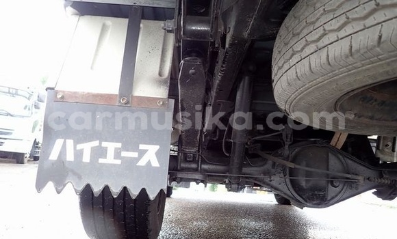 Tenga Tsaru Toyota Hiace Chena Mota in Beitbridge in Matabeleland South Tenga Tsaru Toyota Hiace Chena Mota in Beitbridge in Matabeleland South