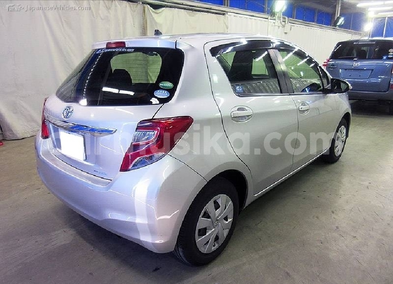 Big with watermark toyota vitz matabeleland south beitbridge 15704