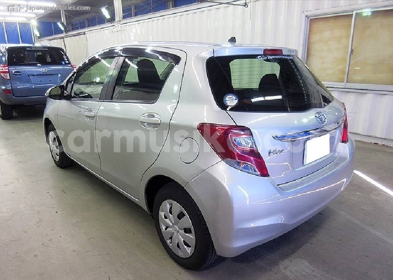 Big with watermark toyota vitz matabeleland south beitbridge 15704