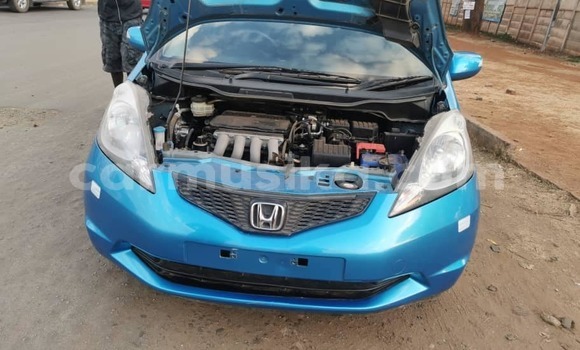 Buy Used Honda Fit Blue Car in Harare in Harare Buy Used Honda Fit Blue Car in Harare in Harare