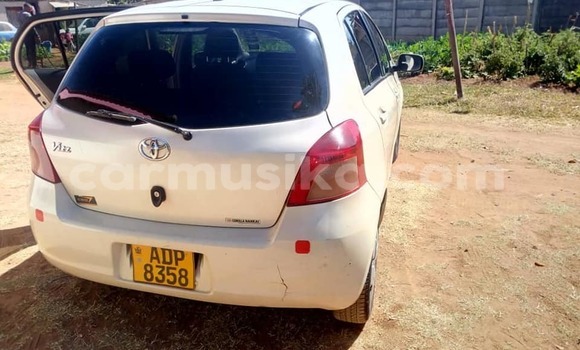 Tenga Tsaru Toyota Vitz Chena Mota in Harare in Harare Tenga Tsaru Toyota Vitz Chena Mota in Harare in Harare