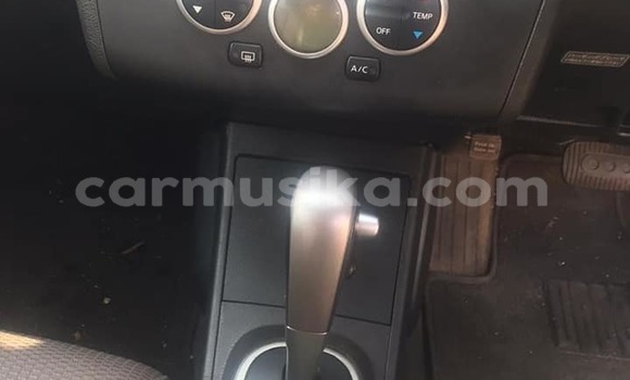 Tenga Tsaru Nissan Tiida Tsvuku Mota in Harare in Harare Tenga Tsaru Nissan Tiida Tsvuku Mota in Harare in Harare