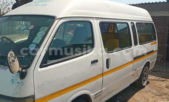 Tenga Tsaru Toyota Hiace Chena Mota in Harare in Harare Tenga Tsaru Toyota Hiace Chena Mota in Harare in Harare