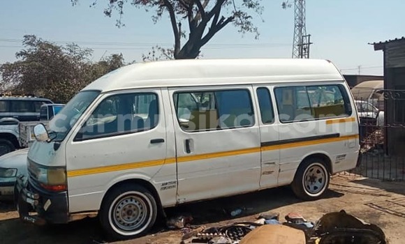 Tenga Tsaru Toyota Hiace Chena Mota in Harare in Harare Tenga Tsaru Toyota Hiace Chena Mota in Harare in Harare