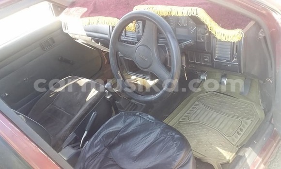 Tenga Tsaru Mazda 323 Tsvuku Mota in Harare in Harare Tenga Tsaru Mazda 323 Tsvuku Mota in Harare in Harare